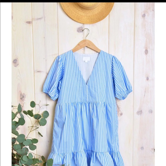 Every V-Neck Short Puff Sleeve Tiered Stripe Babydoll Mini Dress - Picture 4 of 4